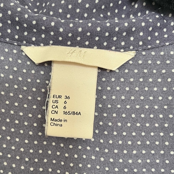 3/$15 H&M Polka-dot Collared Blouse in Blue - Picture 2 of 4
